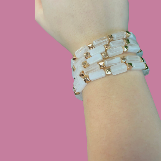 Cloudy White and Gold Beaded Bracelet Set